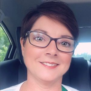 Meet your Posher, Stacey